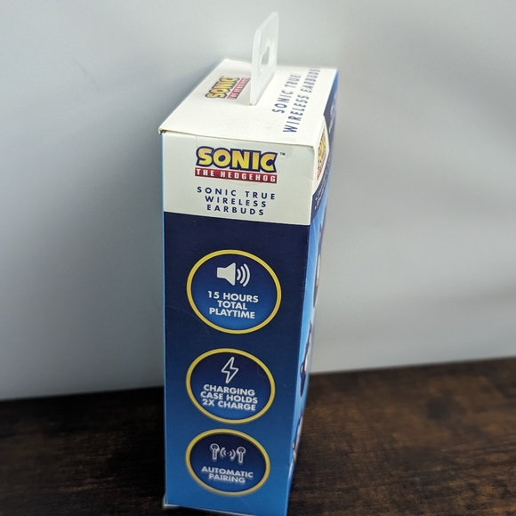 Sonic The Hedgehog Sonic True Wireless Earbuds - Picture 7 of 10
